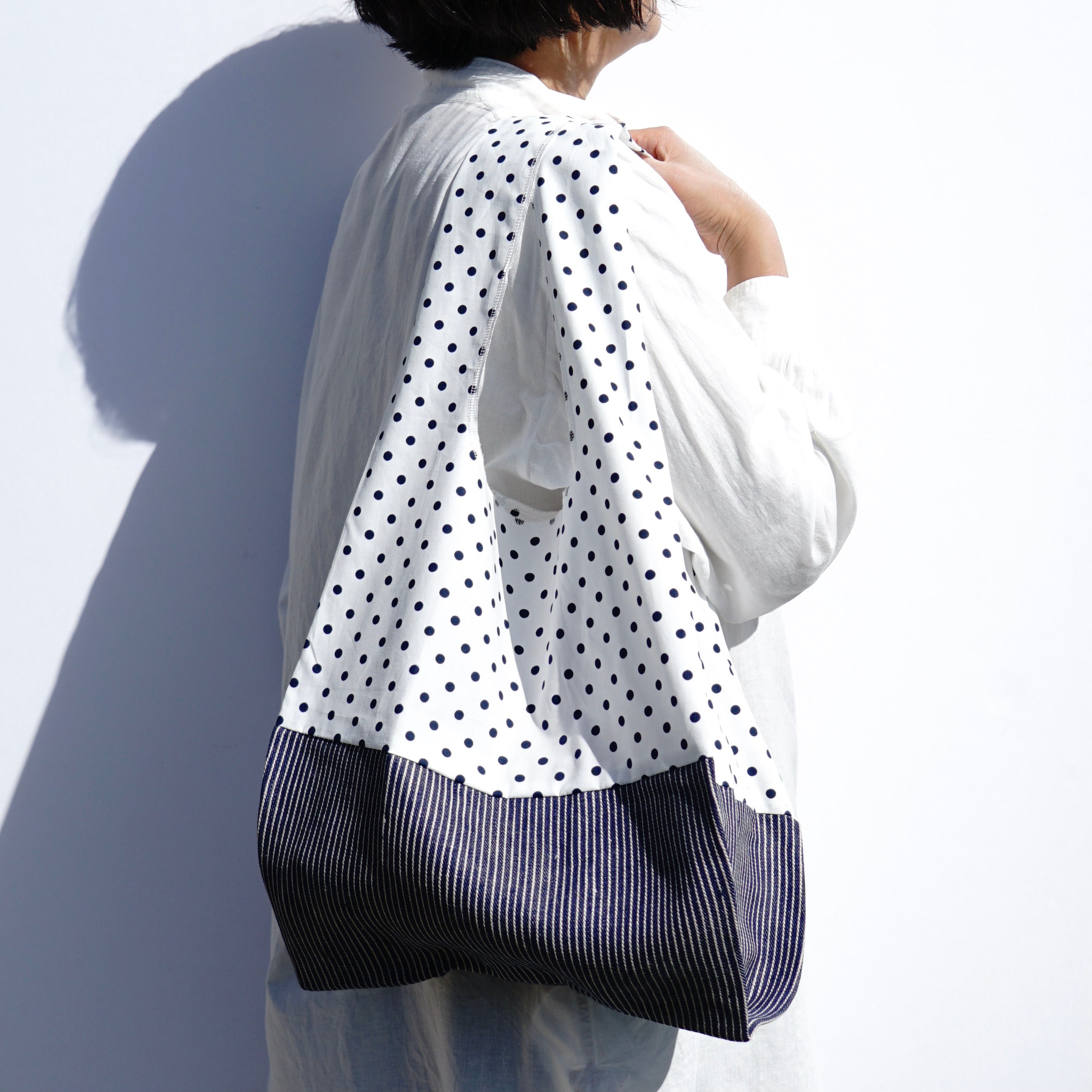 Shoulder bag 　polka dots white / 202101ECO11