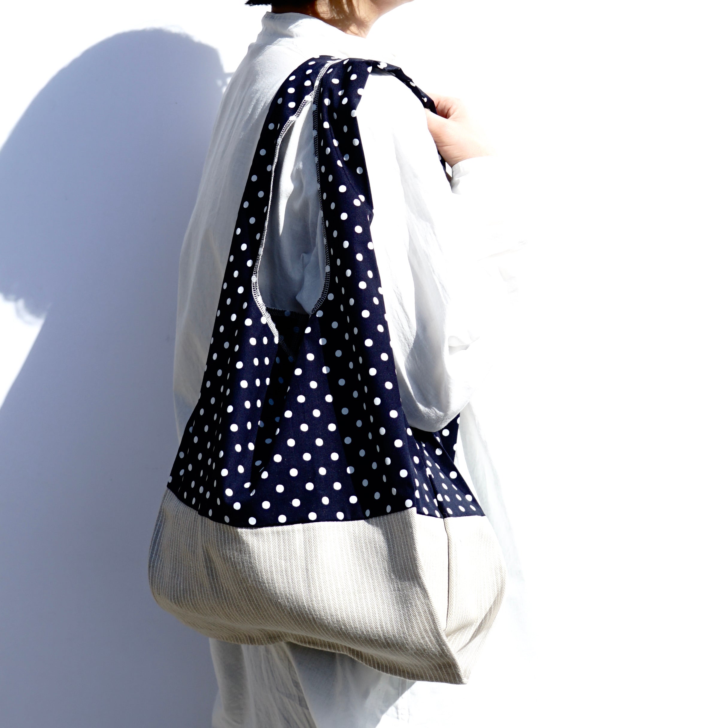 Shoulder bag 　polka dots black / 202101ECO12